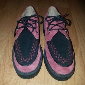 ❌SALE ❌AUTHENTIC T.U.K Creepers. Maroon platform